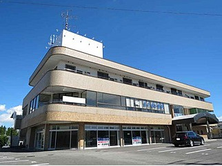 土曜館ビル