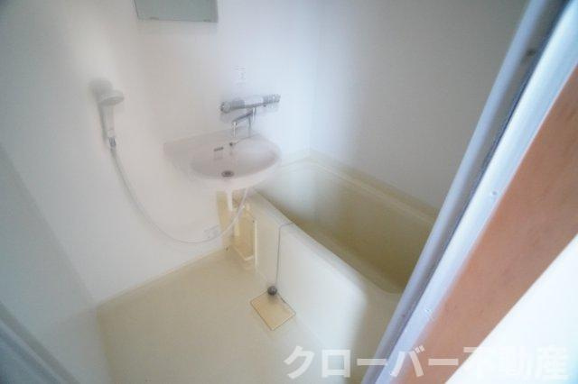 高倉ハイツＡの浴室