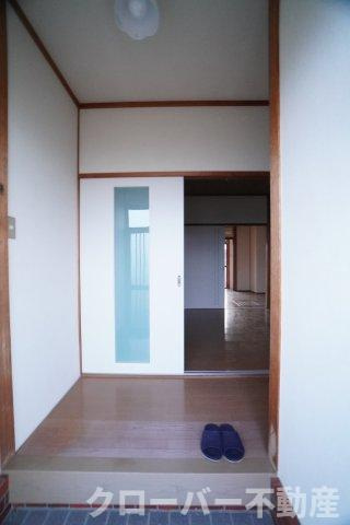 高倉ハイツＡの玄関