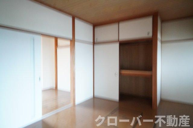 高倉ハイツＡの居間・リビング