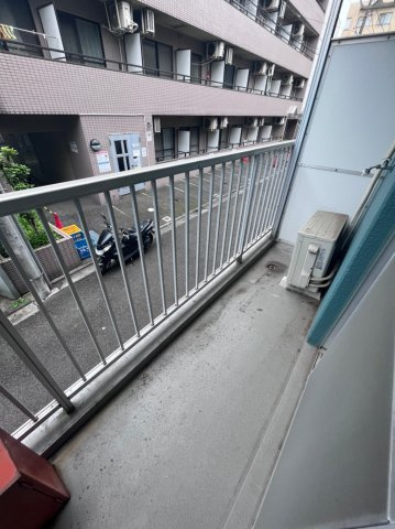【バルコニー】 | 写真は同物件、他のお部屋の様子です。
