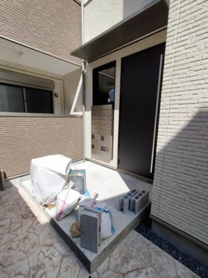 【エントランス】 | ルミエール弥刀
