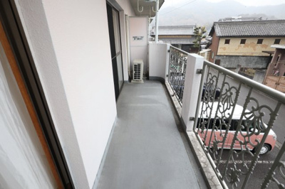 【バルコニー】 | グリーンピア鷹の子・
