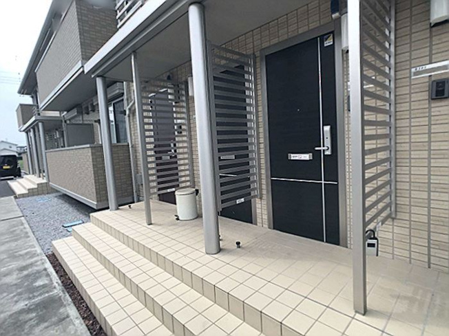 【エントランス】 | サンクブランシュ　Ａ