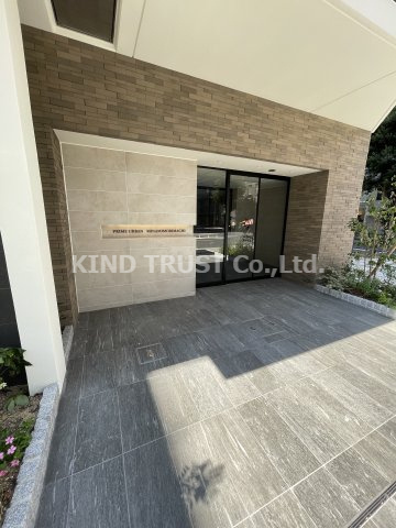 プライムアーバン南森町のエントランス|建物の内部です