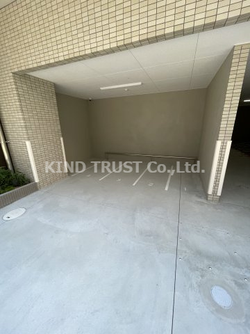 プライムアーバン南森町の駐車場|駐車場完備です