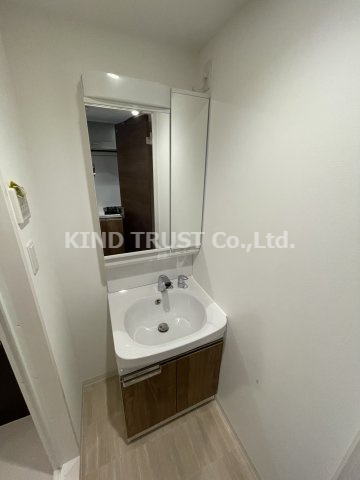 プライムアーバン南森町の洗面所|忙しい朝には欠かせない洗面所です