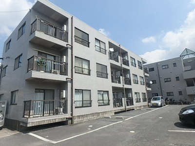 3駅利用可能な好立地物件です。単身の方にもお勧め。