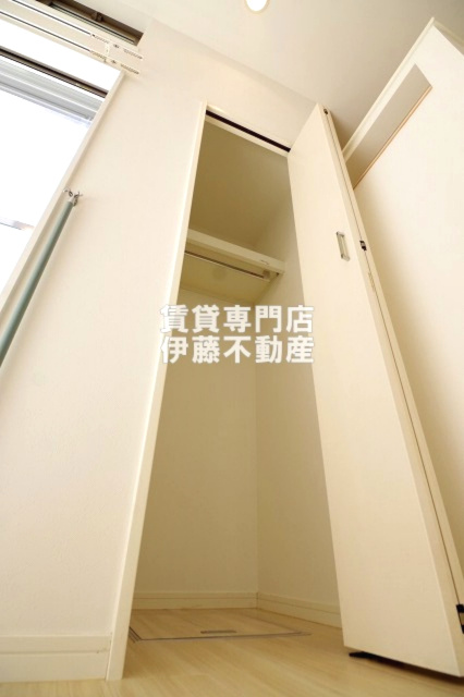 グリーンリーフ名城清水の収納|クローゼット