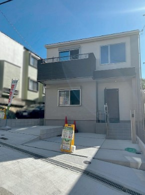 【前面道路含む現地写真】 | 神戸市長田区大谷町3丁目　新築戸建2号棟　仲介手数料無料！ | 前面道路含む現地写真です