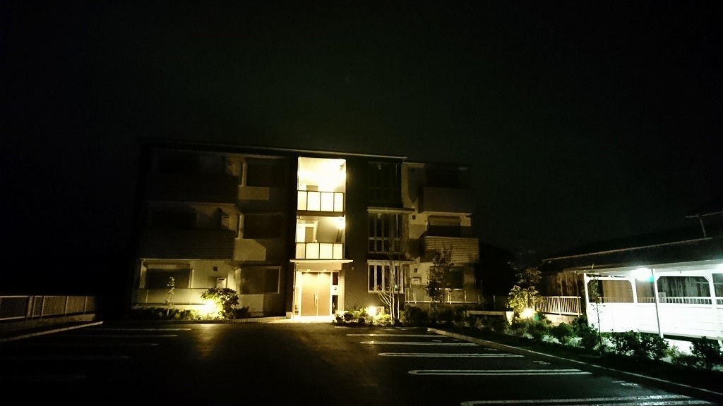 イルマーレの外観|夜の外観です
