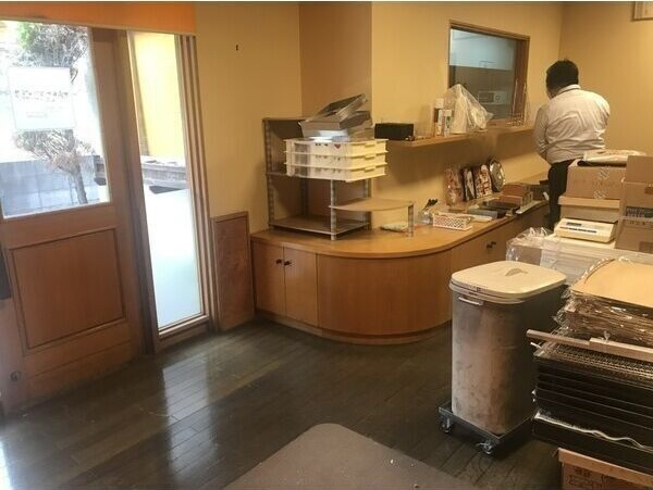 大府市江端町貸店舗の内装
