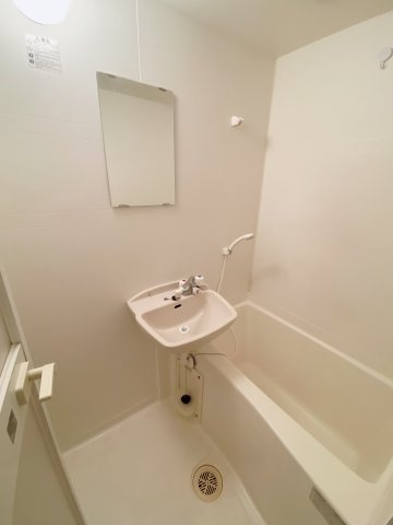 Gracious S-placeの浴室|別部屋同一間取りのお写真となります。