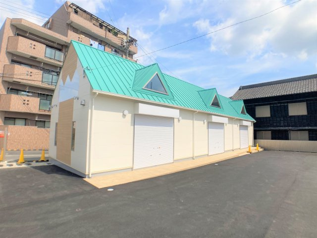 ピボット池下NORTH2の駐車場