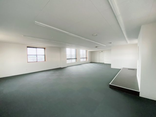 ピボット緒川ビル店舗　の内装