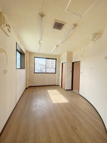 ピボット池下WESTの居間・リビング