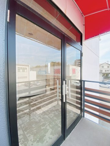 ピボット池下WESTの玄関