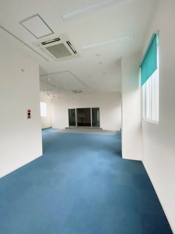 ピボット緒川ビル店舗　の内装