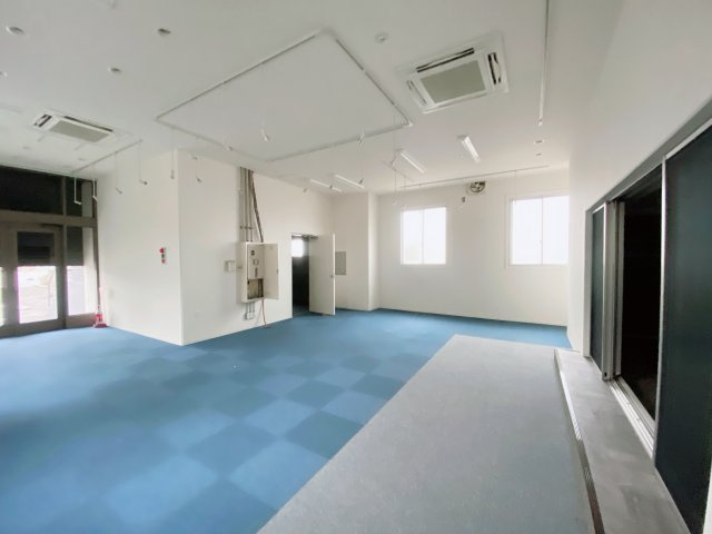 ピボット緒川ビル店舗　の内装