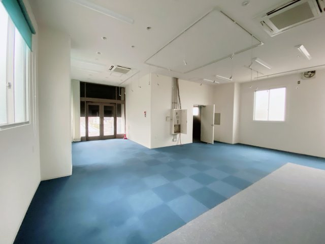 ピボット緒川ビル店舗　の内装