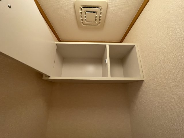 ニューフラワーY・Kの玄関