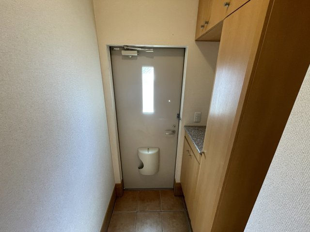 ニューフラワーY・Kの玄関