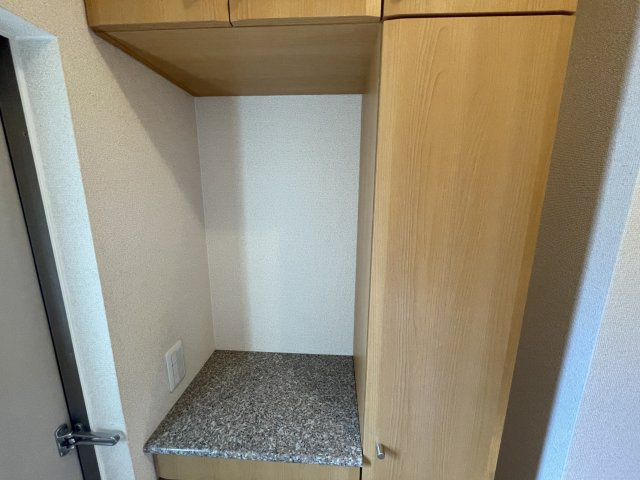 ニューフラワーY・Kの玄関