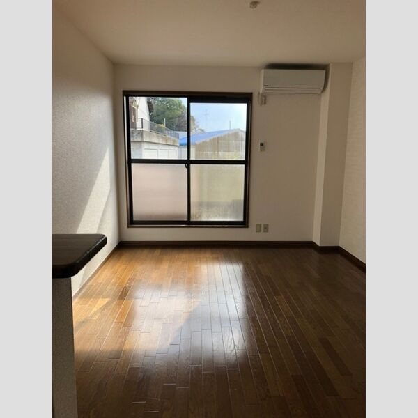 エトワール参番館の洋室