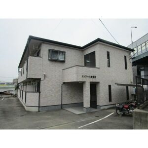 エトワール参番館の駐車場