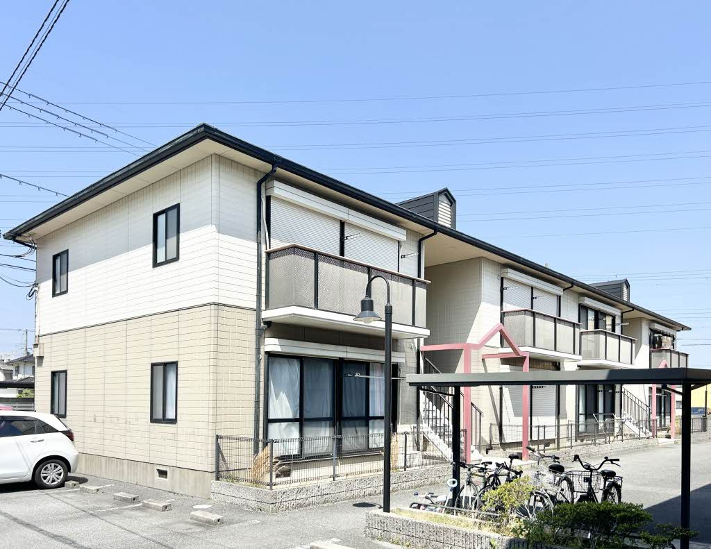 ベクヴェーム春日Bの外観