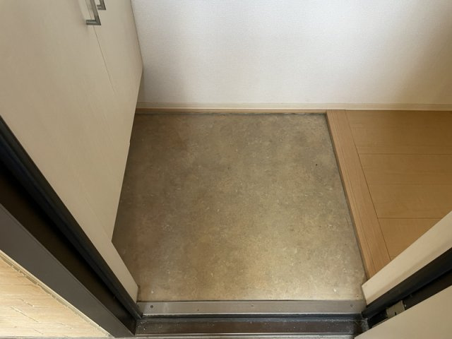 プリンシプル　Ⅱ棟の玄関