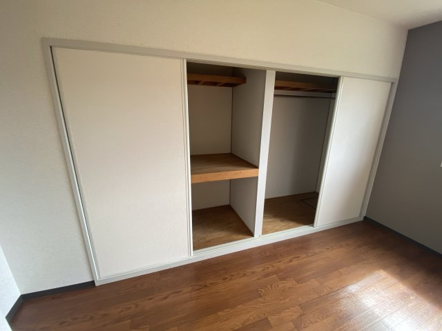 フォーレス城南　A棟の収納