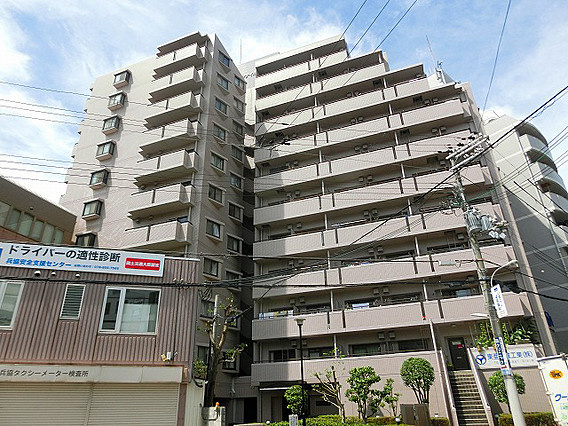 藤和シティホームズ灘の外観