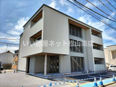 【外観】 | シャーメゾン小坂