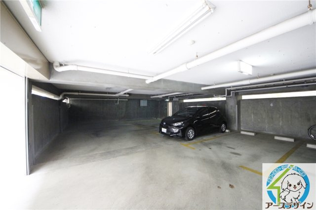 スプルースコートの駐車場|駐車場に車を止められます