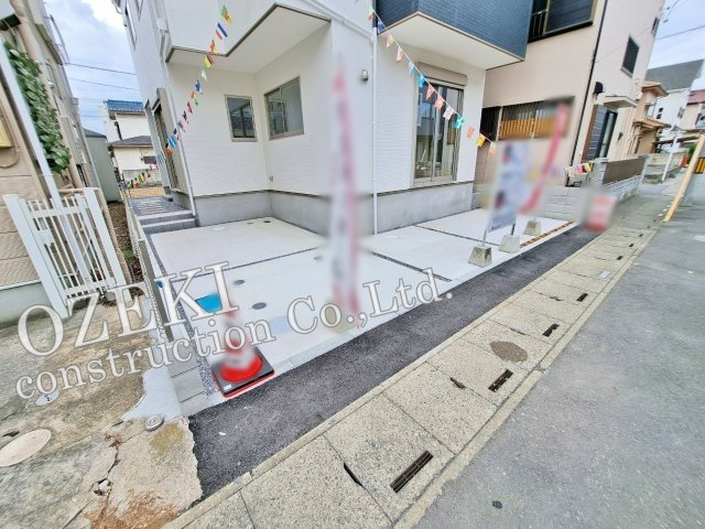 越谷市下間久里築戸建て　もっと、きっと、ずっと-KEIAI FiTケイアイフィット-の駐車場