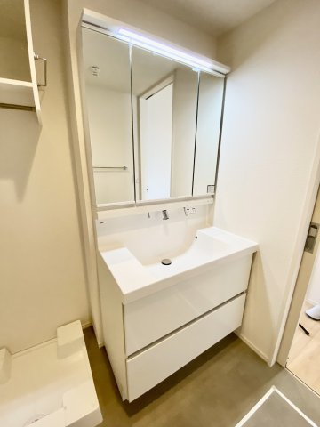 クレスト光洋の独立洗面台