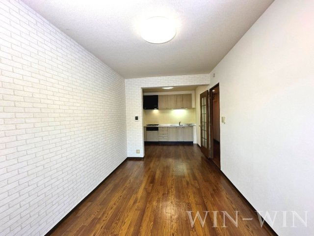 プリマベールの居間・リビング