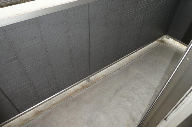 オリーブのバルコニー