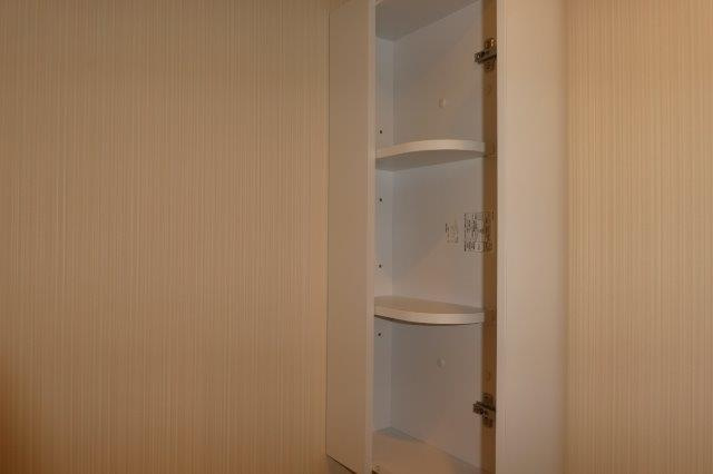 オリーブのトイレ|トイレ棚