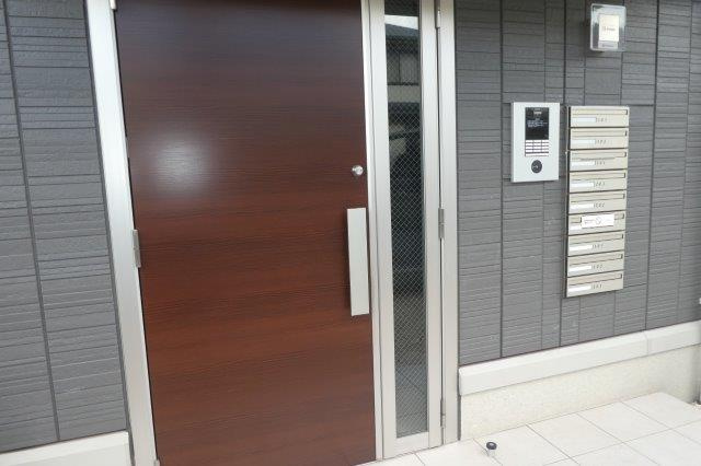 オリーブのエントランス|オートロック