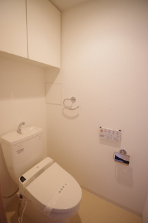 【トイレ】 | リージア経堂テラスガーデン | この写真は同タイプのお部屋のものです