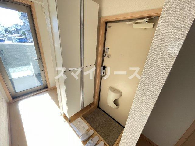 エムグランデの玄関