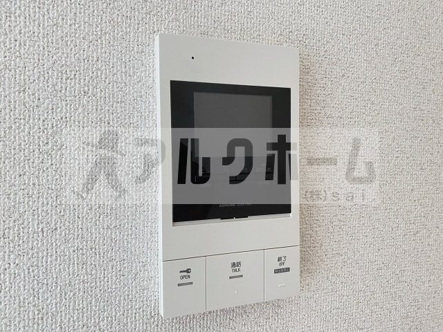 シャルマン・シェソワのセキュリティ