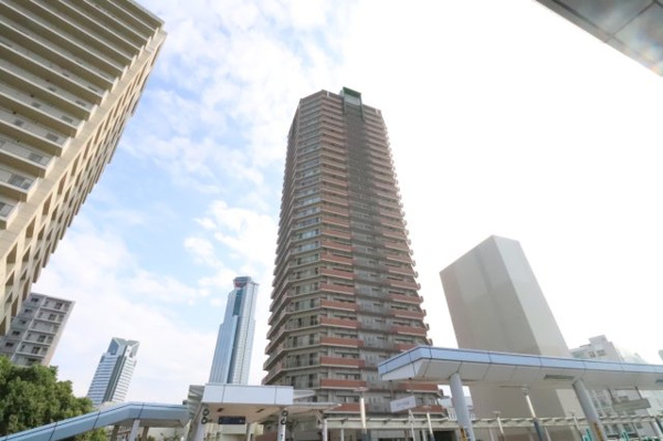 【外観】 | 【外観】森と空と都市に直結する、ベイサイドタワー！