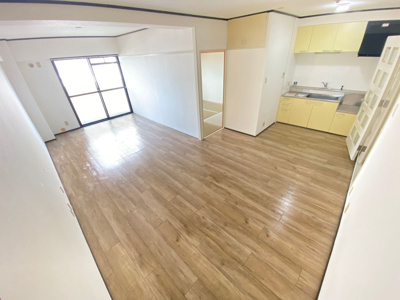 【居間・リビング】 | エステート桜塚