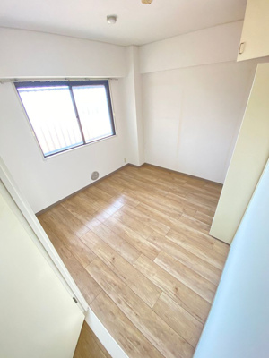 【洋室】 | エステート桜塚