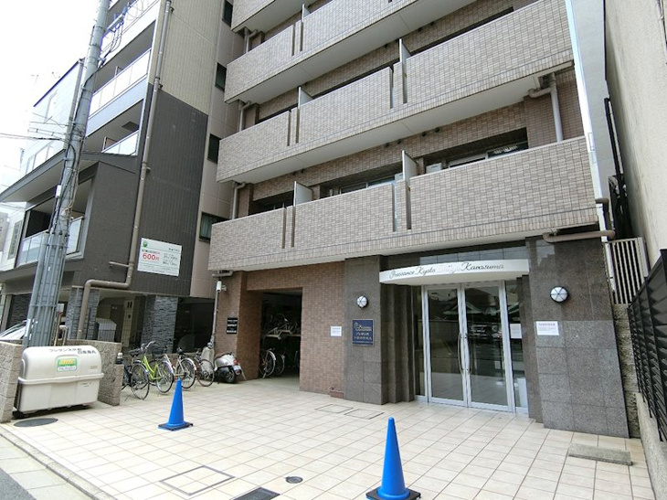 【エントランス】プレサンス京都四条烏丸 