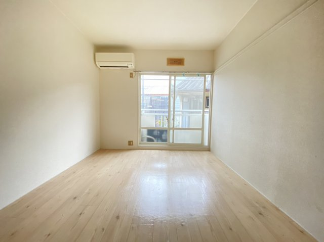 ウインヒル上郡Ⅱの洋室