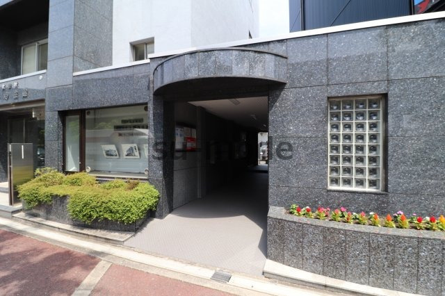 小野寺ビルの周辺